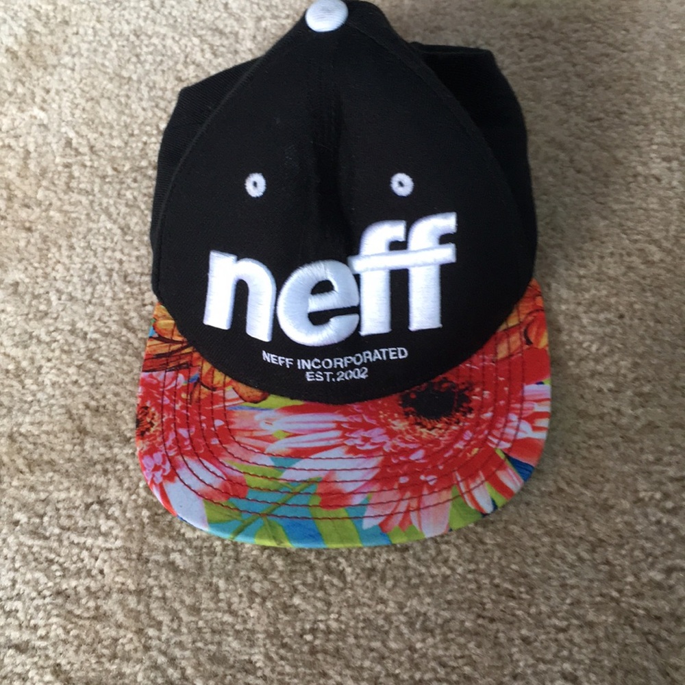 Flower neff hat
